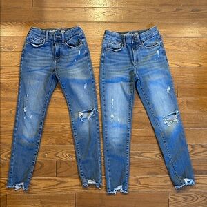 Setting 2 Old Navy Blue Distressed Skinny Jeans